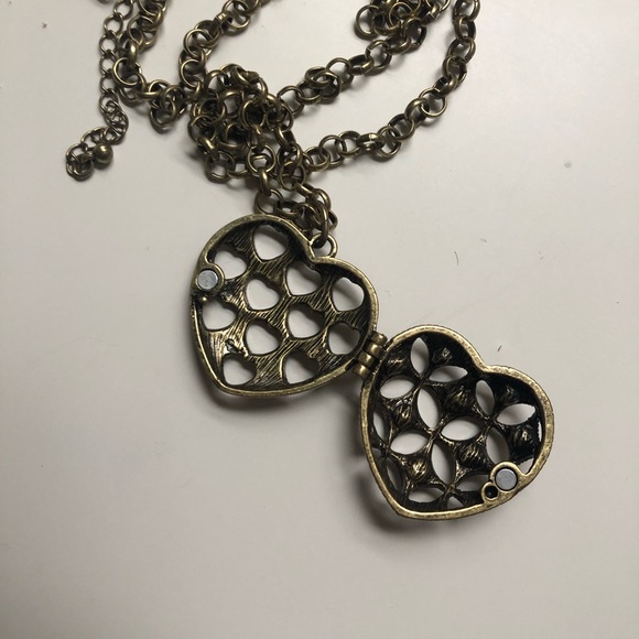 Locket necklace - Picture 2 of 3